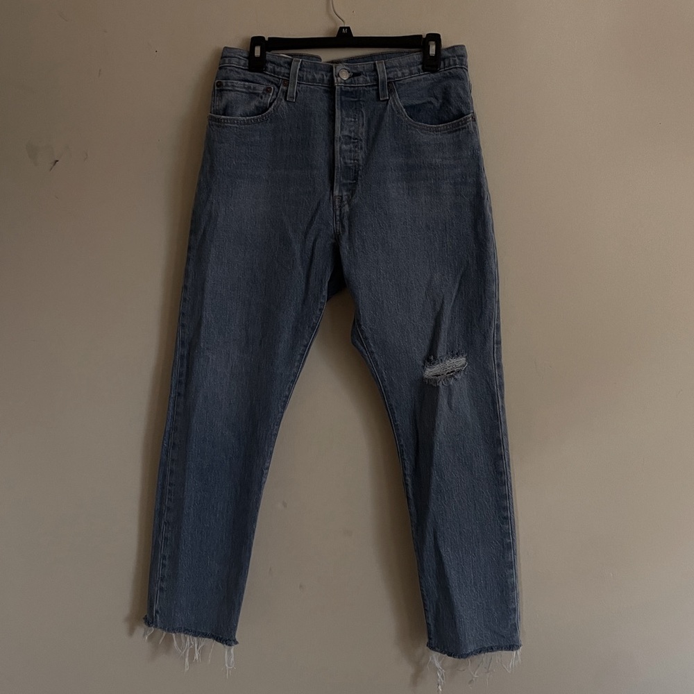 Womens Levi jeans